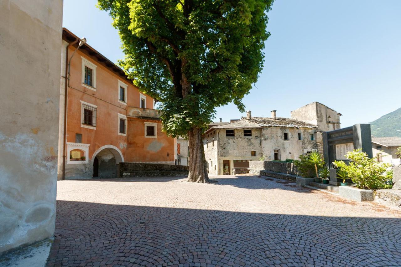 Il Como' Della Civetta - Taverna “La Fenice” Stazzona Bagian luar foto
